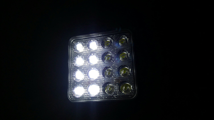 作業灯点灯不良写真