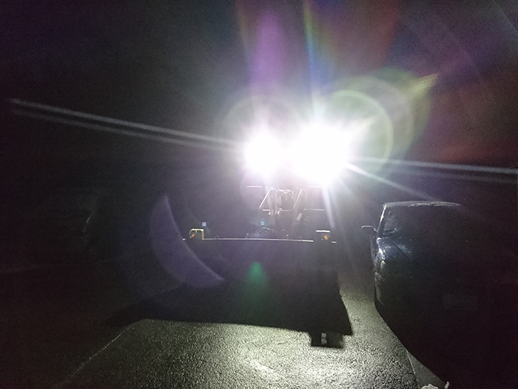 除雪機・ワークライト設置