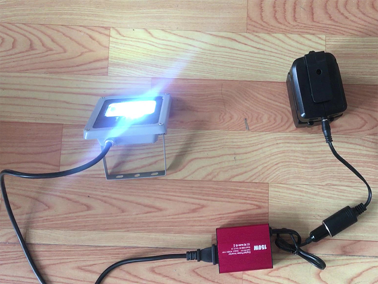 投光器・夜釣り使用時組立イメージ